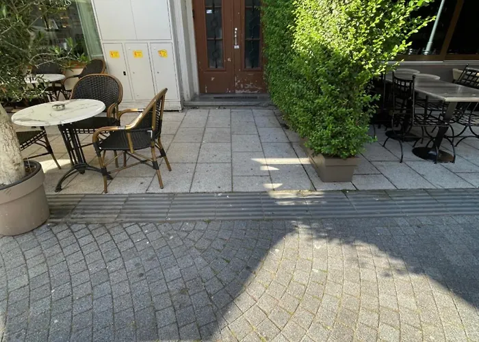 Velaria Centre * بورغاس